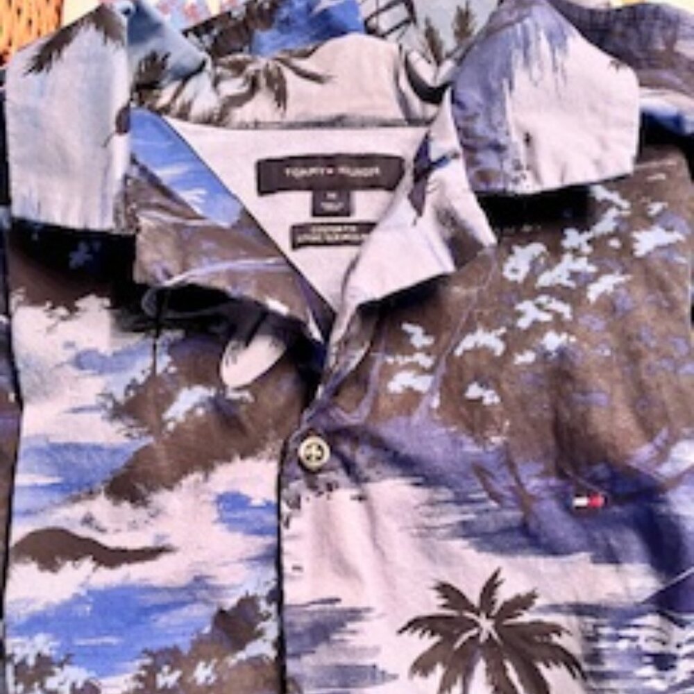 (QTY 4) Mens Short Sleeve Shirts various brands